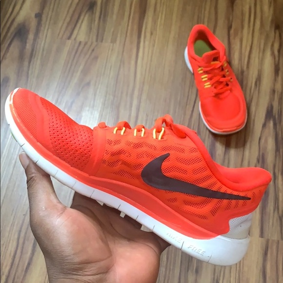 Nike Free 5.0 Women Sneakers - Picture 6 of 9